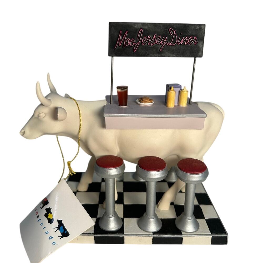 COW PARADE Moo Jersey Diner Figurine, Westland Giftware, #9136, Box/Tag